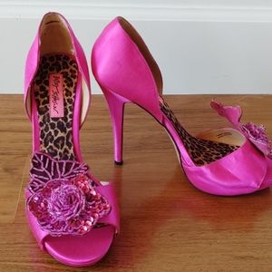 Betsey Johnson hot pink heels 9.5